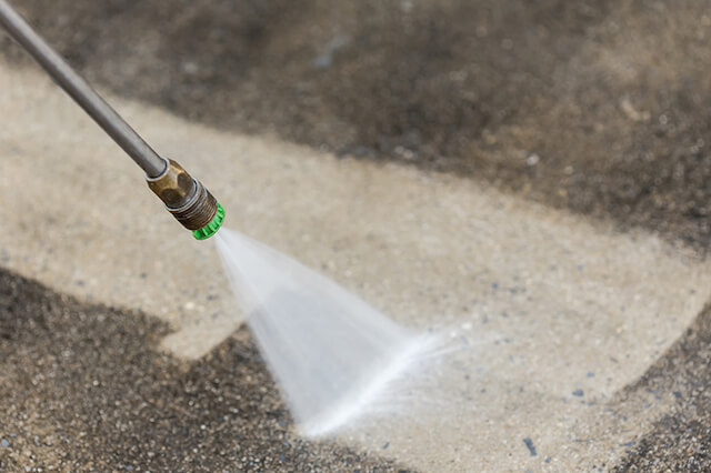 parking lot pressure washing in highpoint